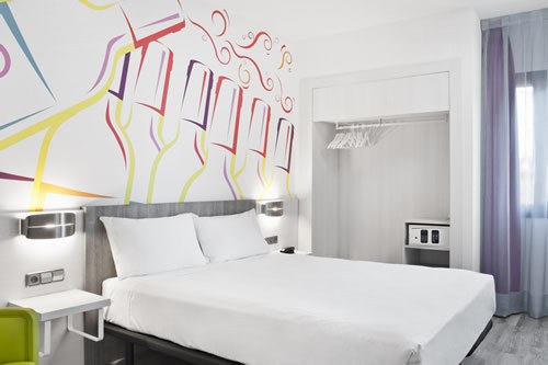 IBIS STYLES MADRID PRADO photo 1