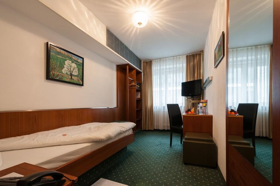 UNGER HOTEL photo 4