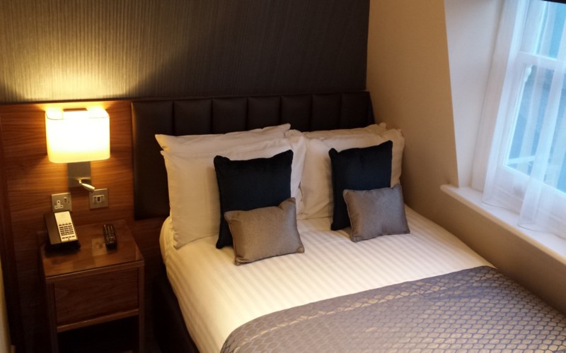 NORFOLK TOWERS HOTEL photo 2