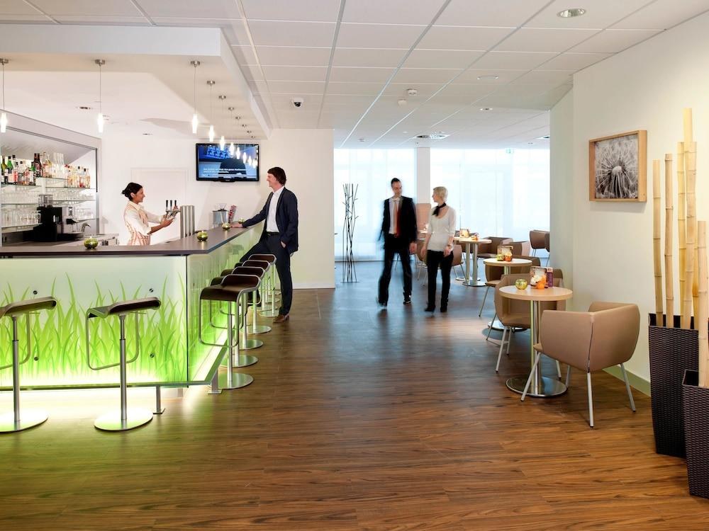 Ibis Augsburg Hauptbahnhof photo 2