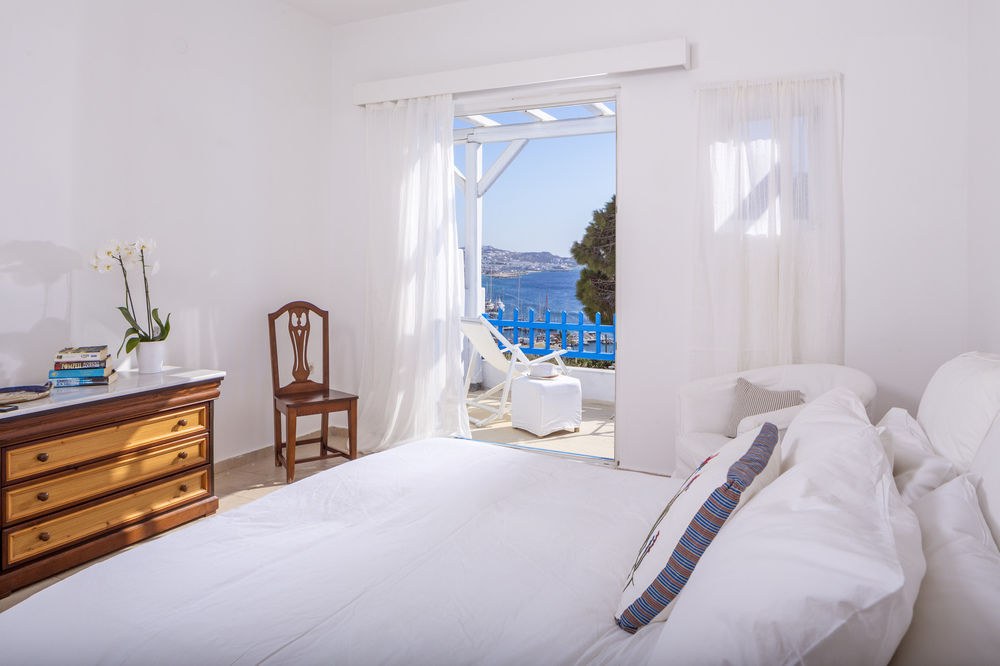 Rhenia Hotel photo 1