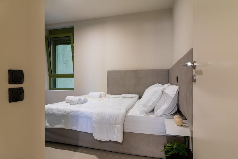 ATHENS MOSAICO SUITES & APARTMENTS photo 2