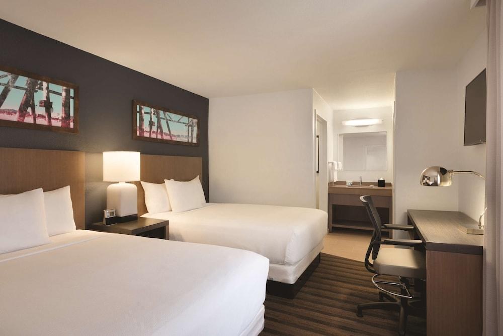 Hyatt House Miami Airport photo 2