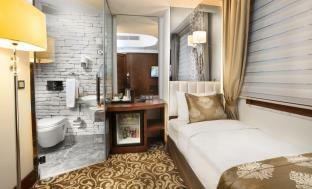 PERA CENTER HOTEL photo 1