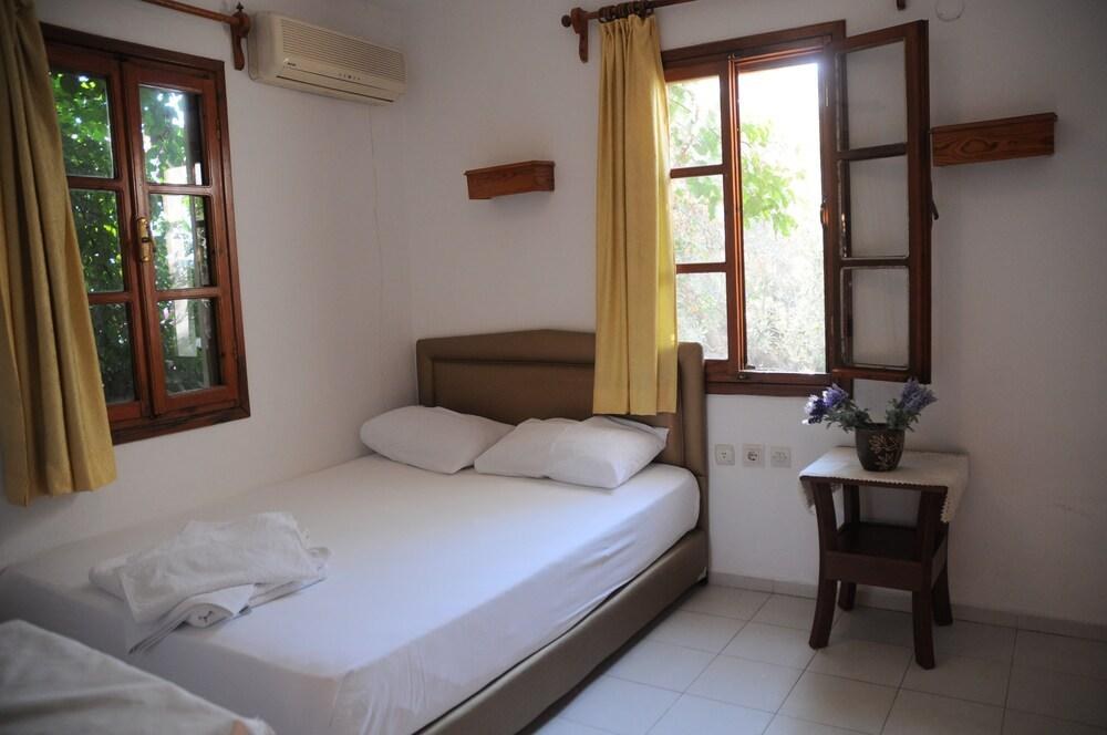 HOTEL GULEC photo 2