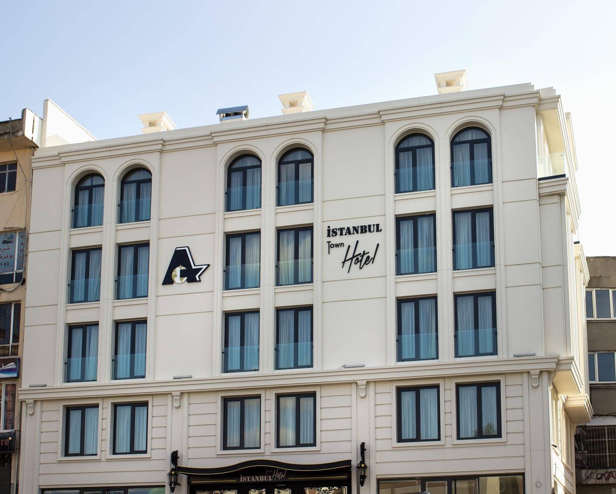 ISTANBUL TOWN HOTEL photo 1