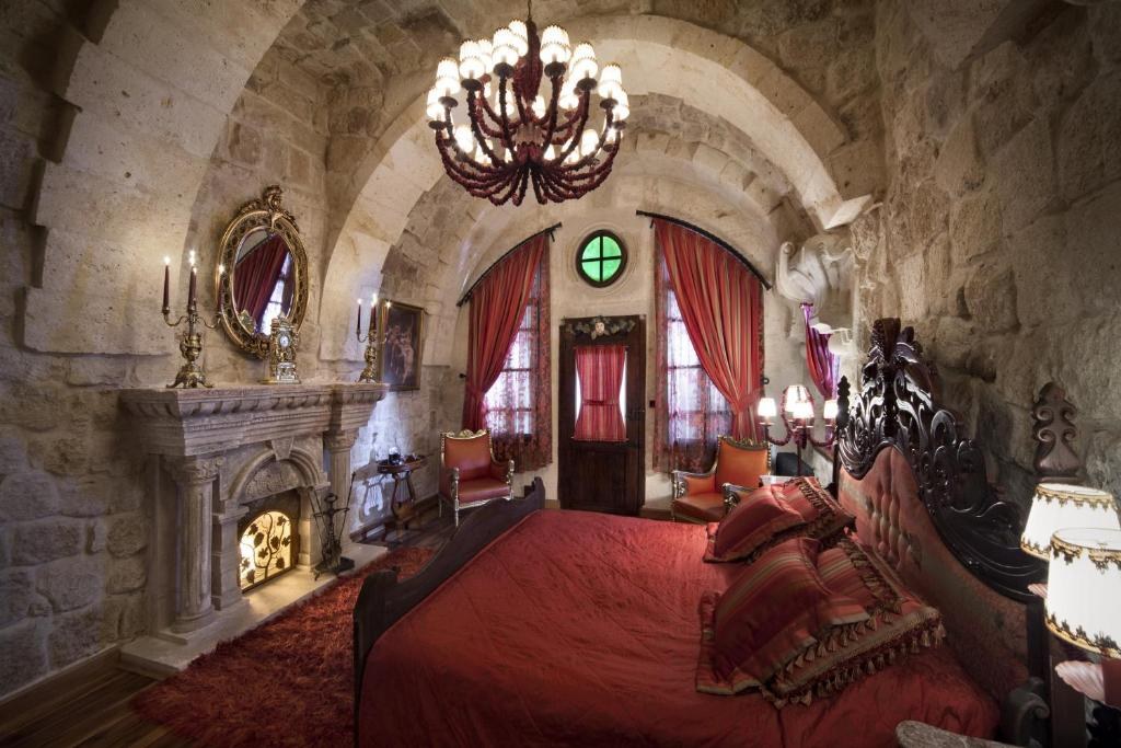 SACRED HOUSE photo 1