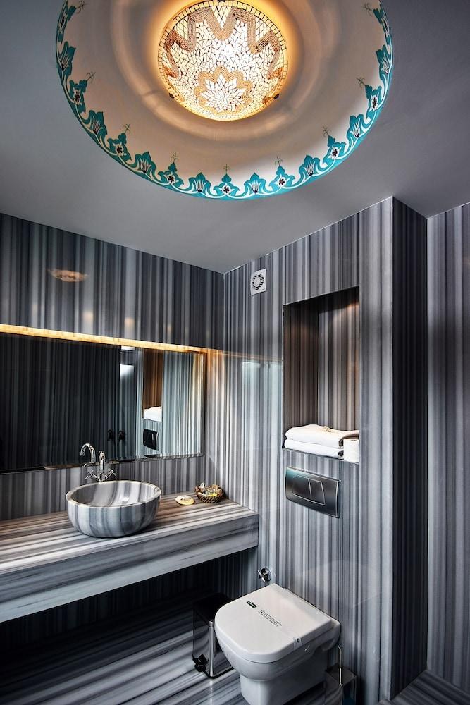 HOTEL NILES ISTANBUL photo 2