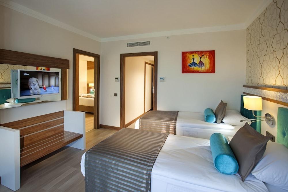 LUNA BLANCA RESORT & SPA photo 1