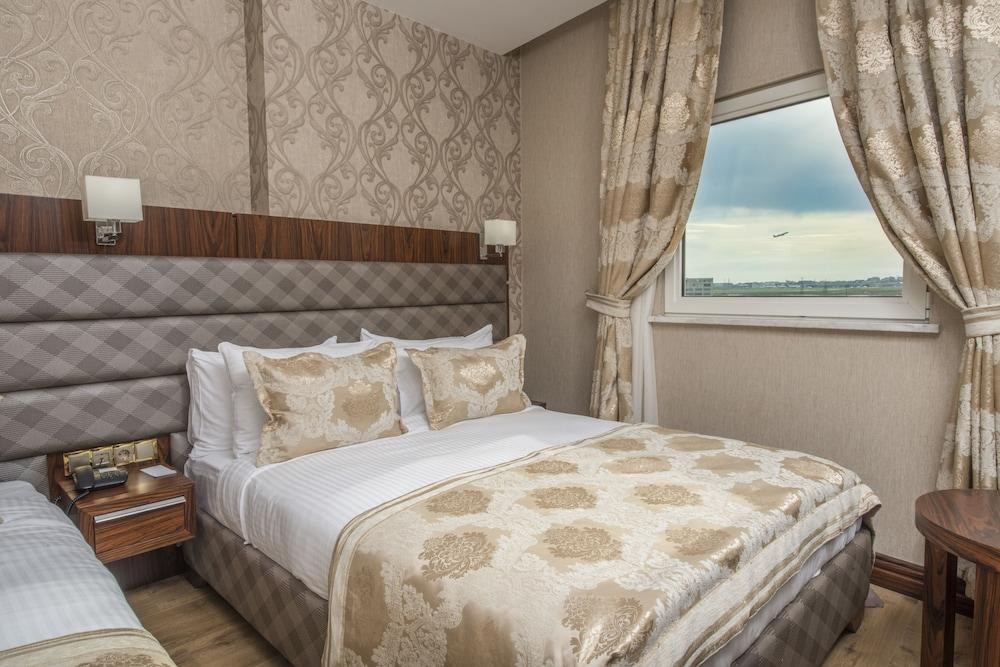 MIDMAR DELUXE HOTEL photo 2