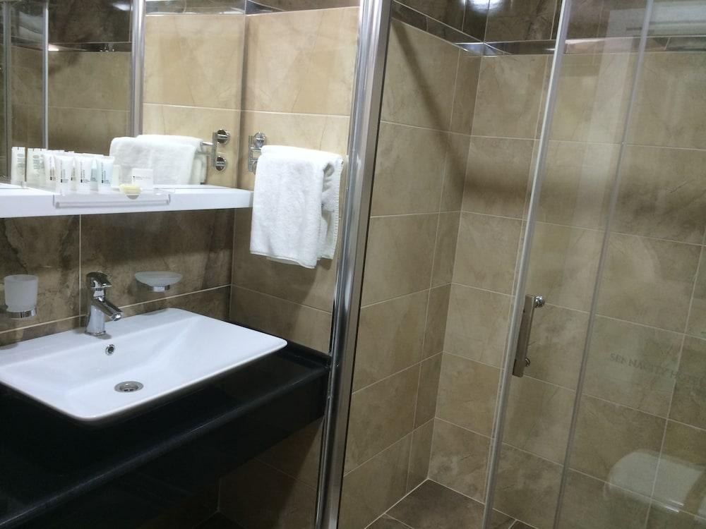 SENNACITY HOTEL photo 3