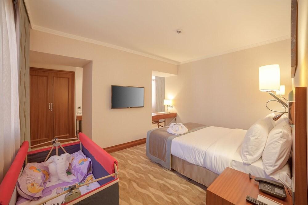 Lamec Hotel Business photo 1