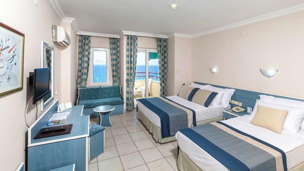GALAXY BEACH HOTEL photo 3