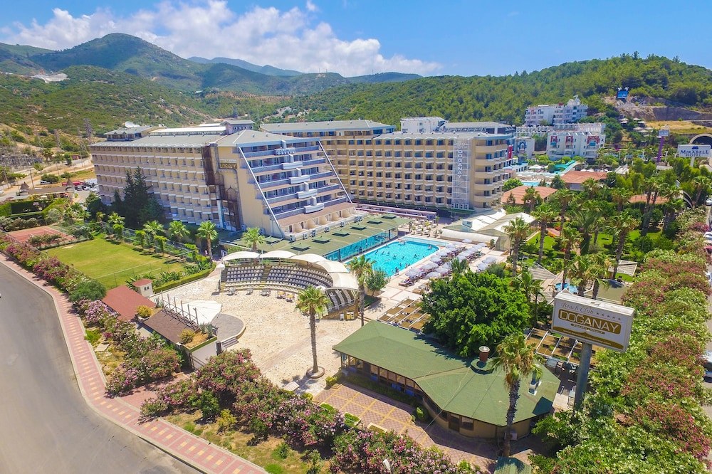 BEACH CLUB DOGANAY HOTEL