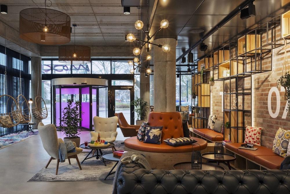 MOXY DUESSELDORF SOUTH