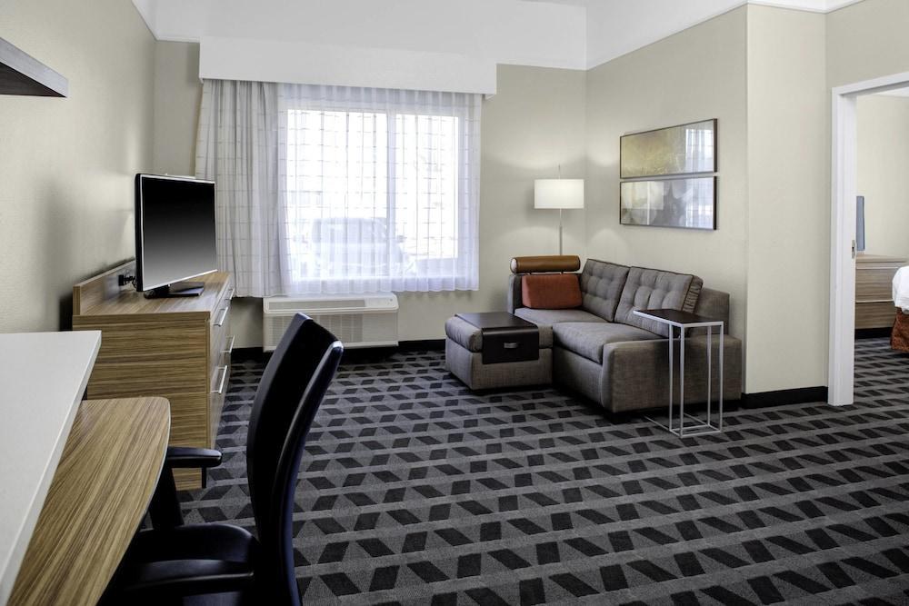 TOWNEPLACE SUITES ALBANY photo 1