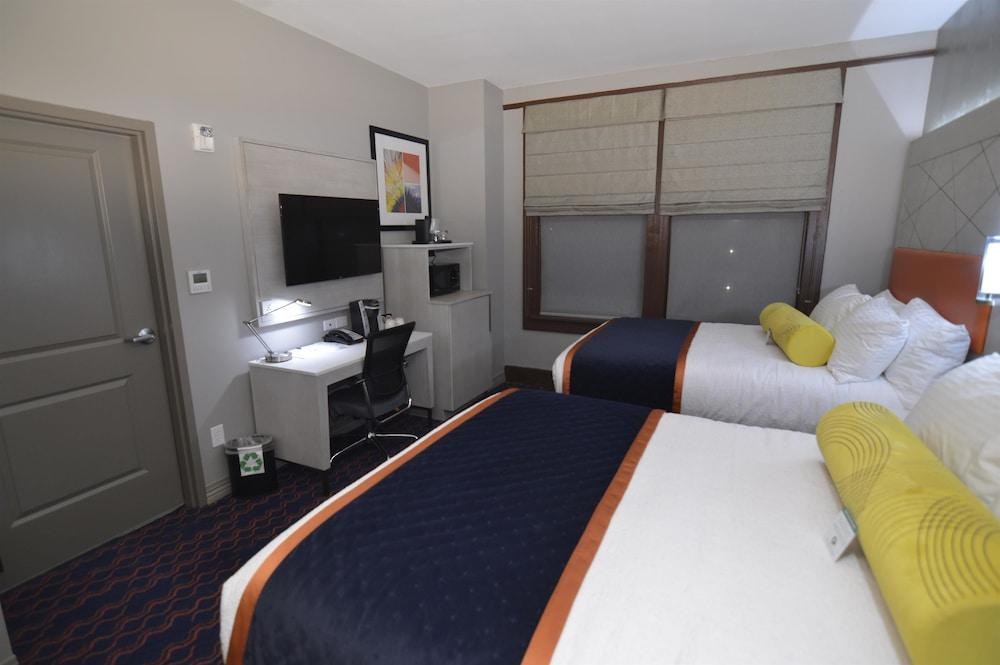 Best Western Premier Historic Travelers Hotel Alamo/Riverwalk photo 1