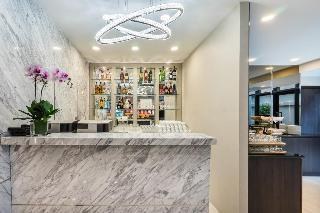SureStay Plus by Best Western Sukhumvit 2 photo 1