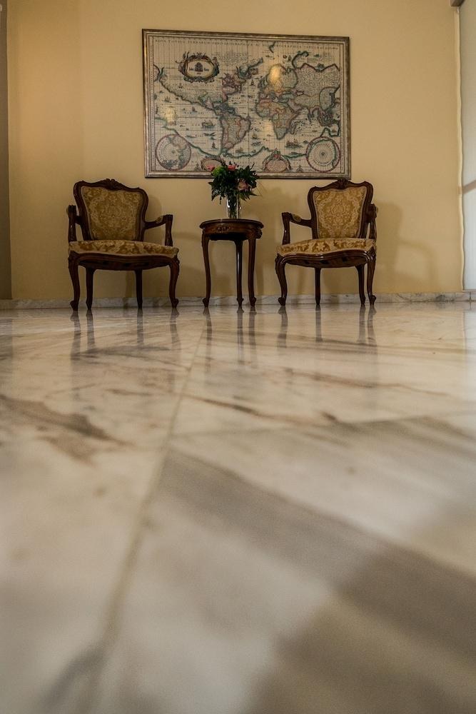 HOTEL ELOTIA photo 2