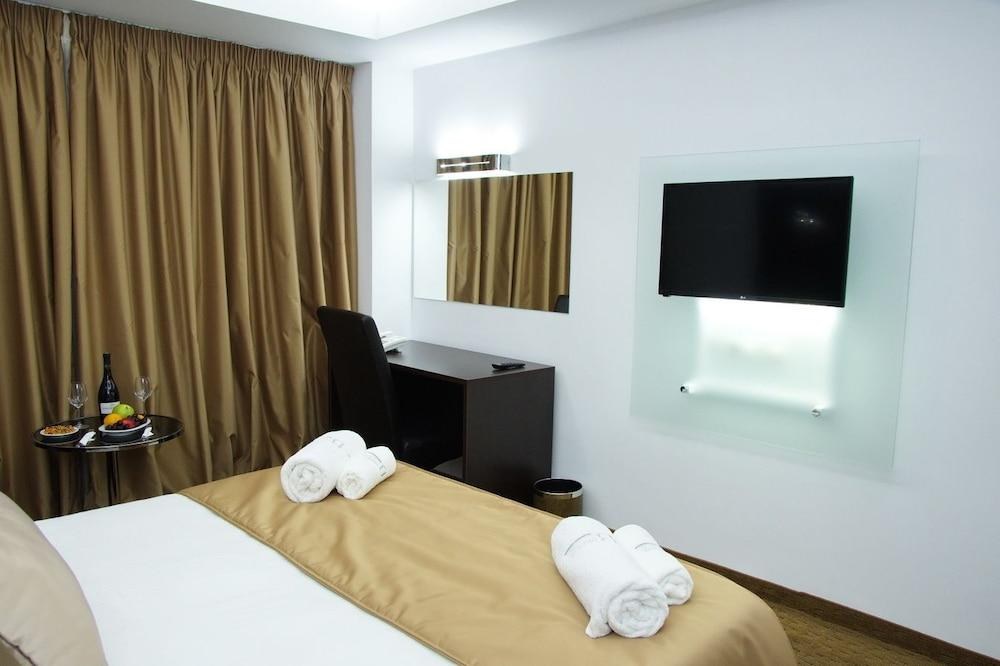 BREEZE BOUTIQUE HOTEL photo 2