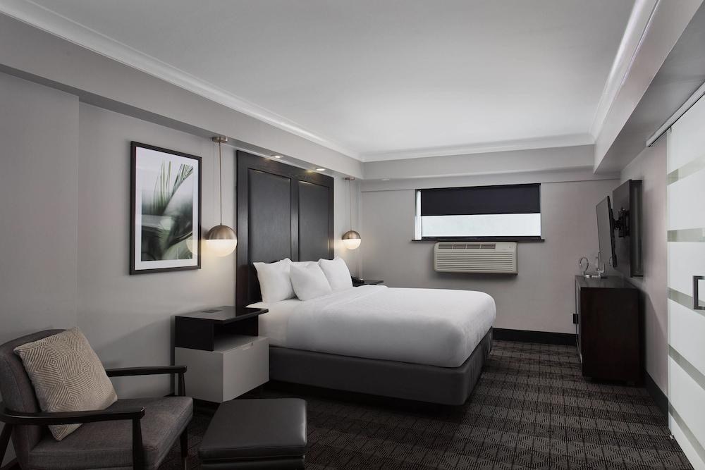 HOTEL DUVAL, AUTOGRAPH COLLECTION photo 1