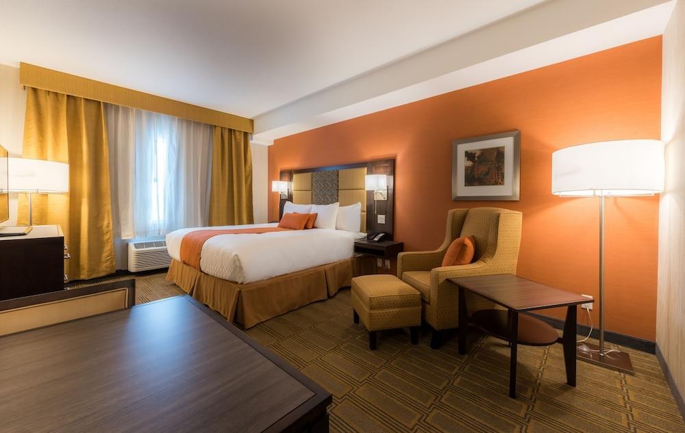 Best Western Plus Chateau Fort St. John photo 2