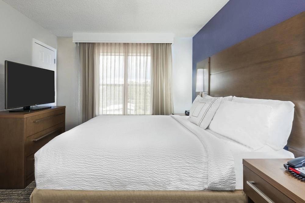 RESIDENCE INN SARASOTA BRADENTON photo 2