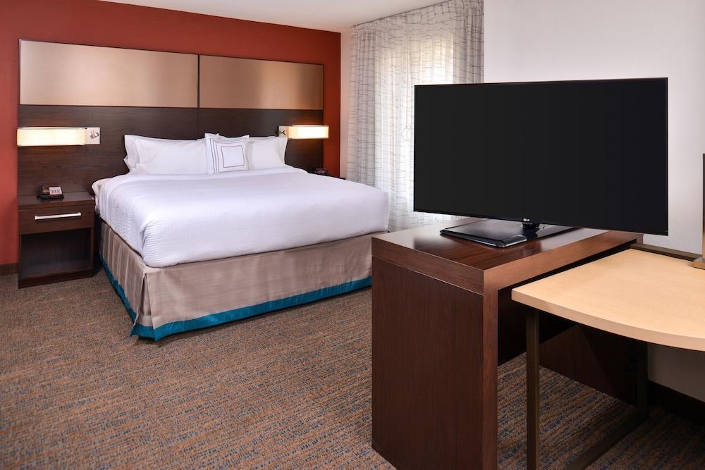 RESIDENCE INN CEDAR RAPIDS SOUTH photo 1