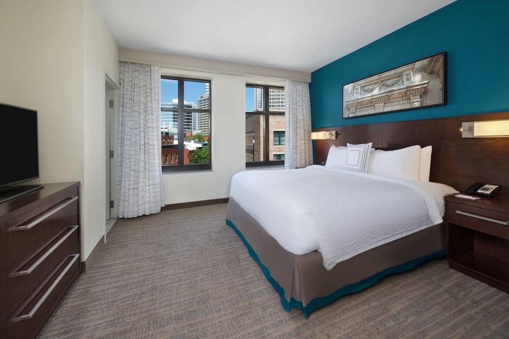RESIDENCE INN RICHMOND DOWNTOWN photo 2