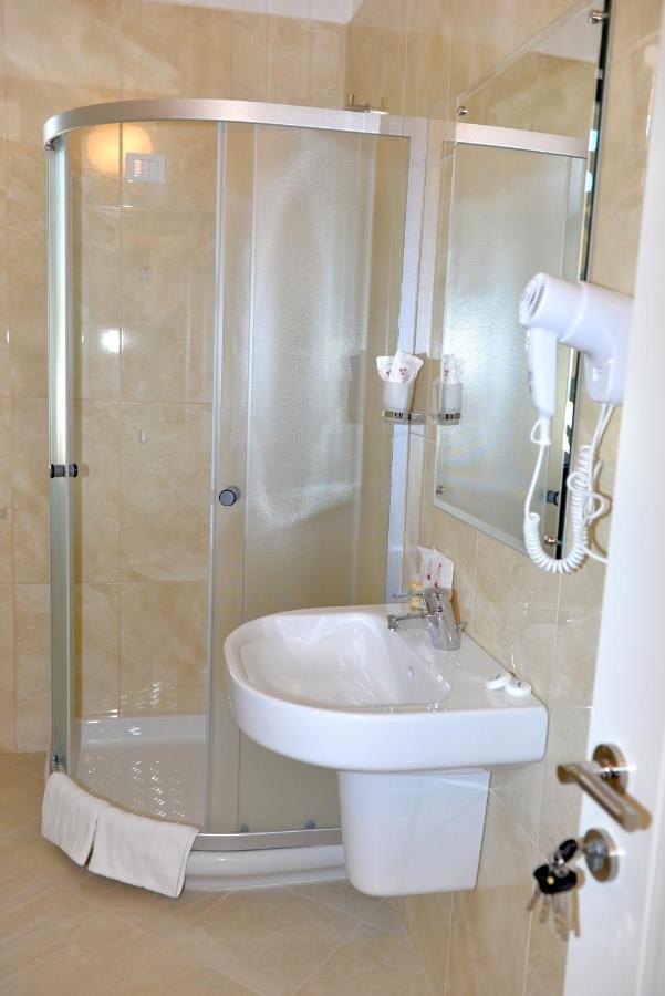 GRAND WHITE CITY HOTEL photo 4