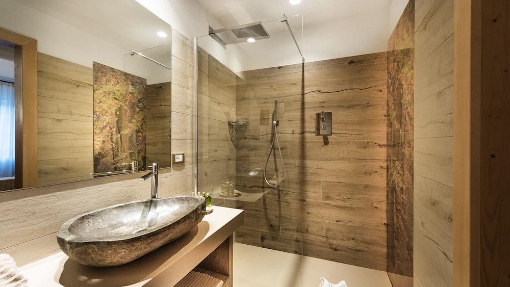 Sporthotel Romantic Plaza photo 3