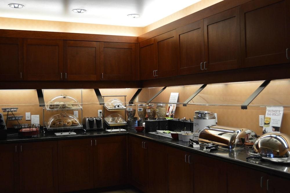 RESIDENCE INN MORGANTOWN photo 4