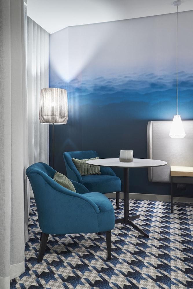 Radisson Blu Hotel Amp; Residence, Cape Town photo 1
