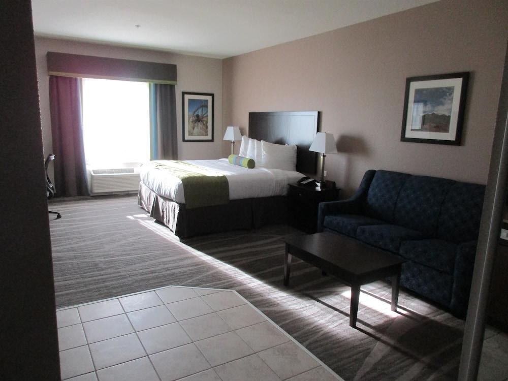 Best Western Plus Denver City Hotel & Suites photo 2