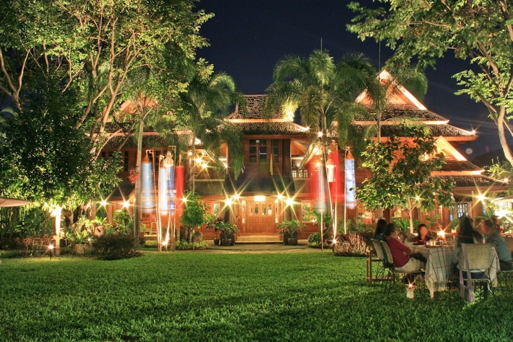 Ruen Come In photo 1