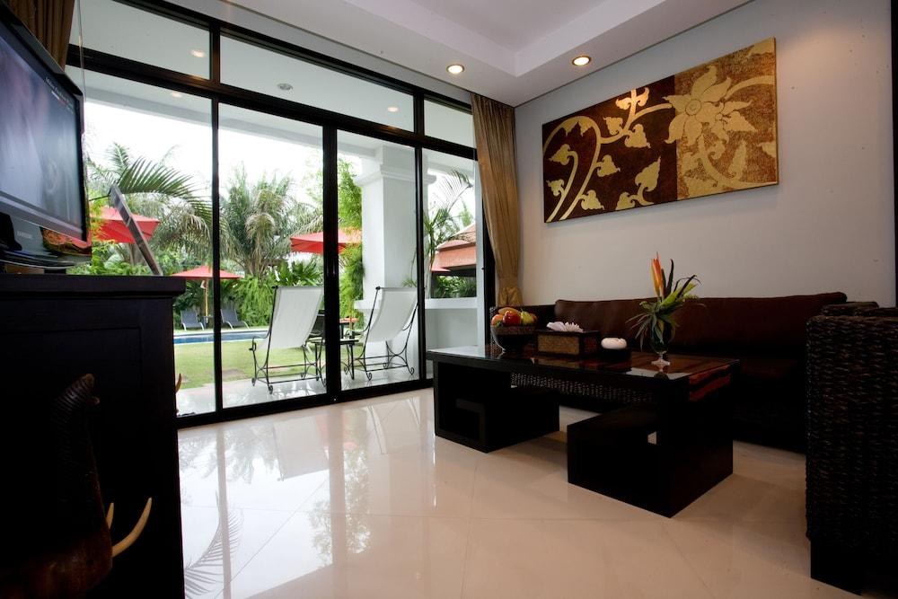 Palm Grove Resort photo 4