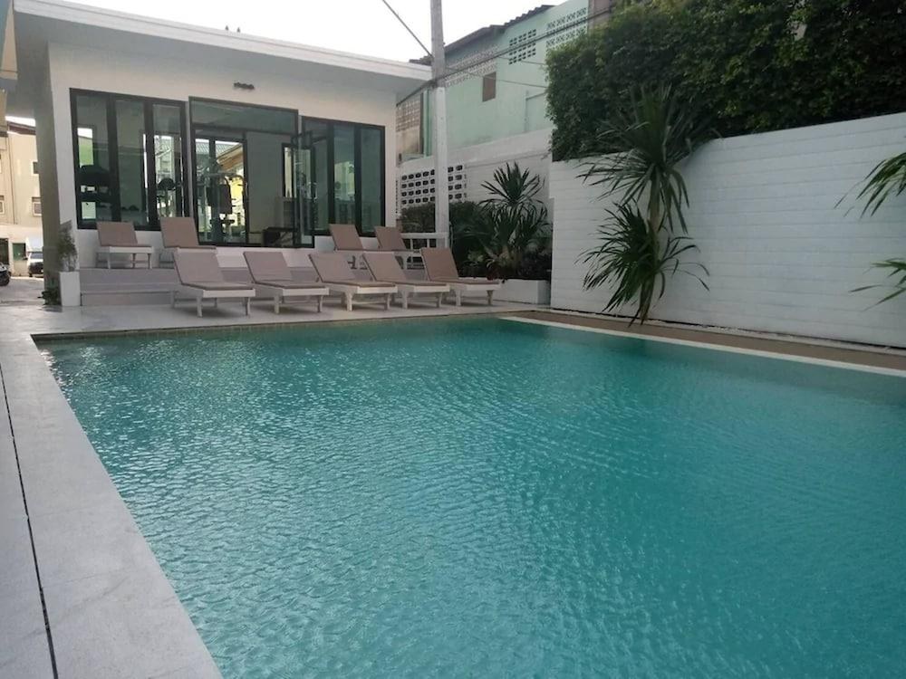 ROYAL PAVILION HUA HIN photo 2