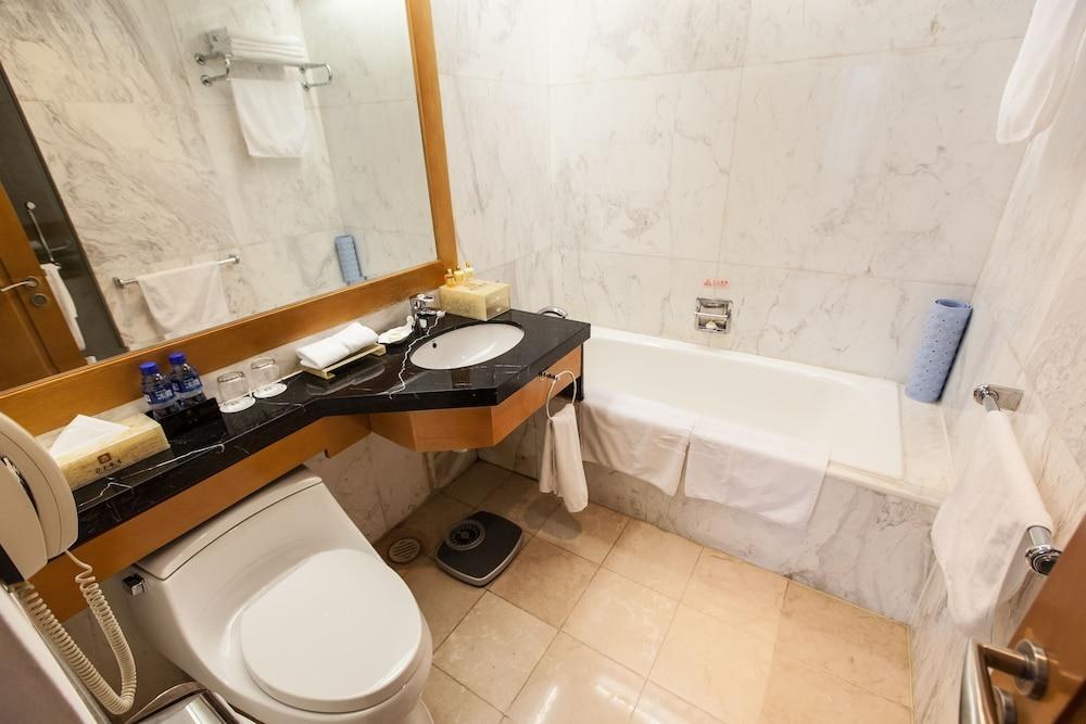 Beijing Hotel photo 3
