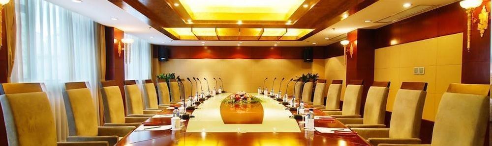 Jinrong International Hotel Shanghai photo 4