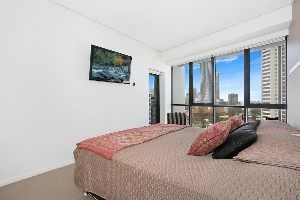 Mantra Sierra Grand Broadbeach photo 1