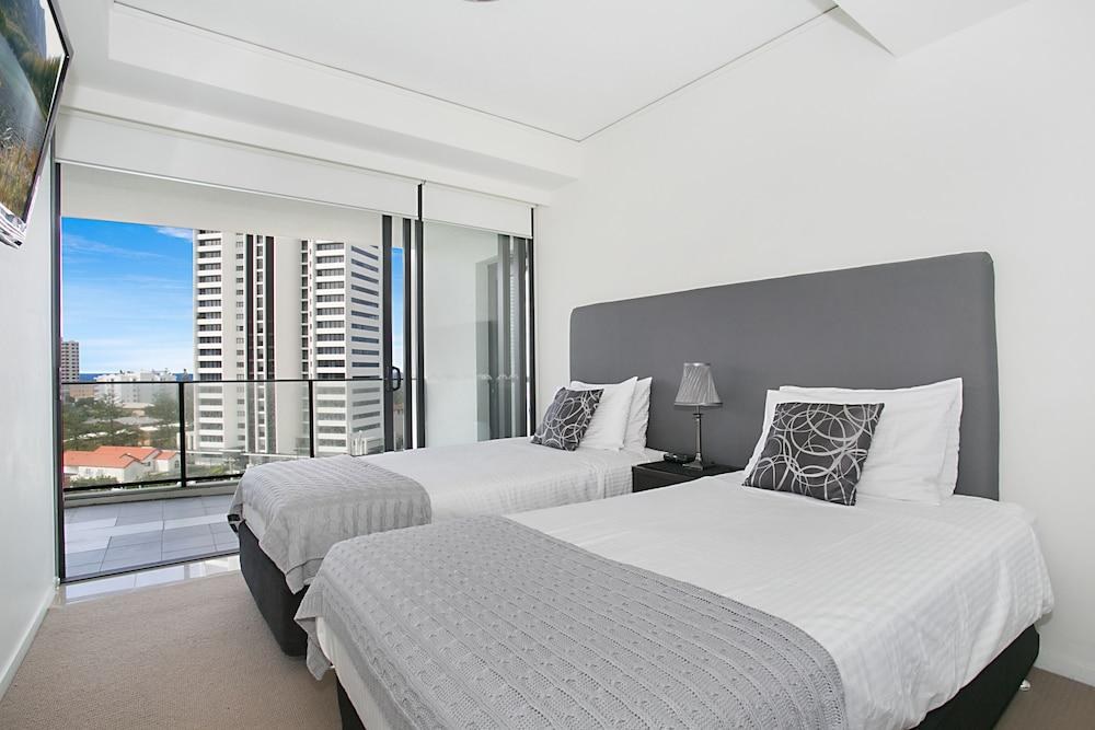 Mantra Sierra Grand Broadbeach photo 2