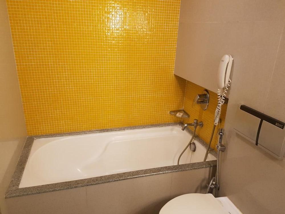 Ramee Guesline Hotel, Dadar photo 4
