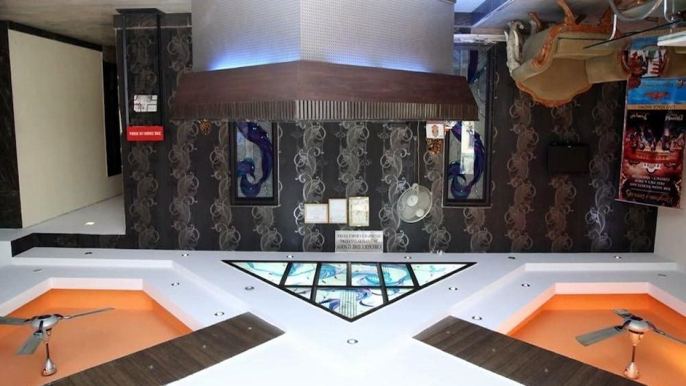 Mandakini Palace Hotel photo 2
