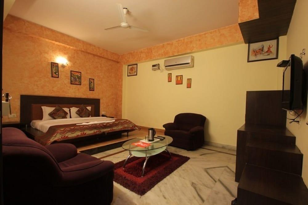Mandakini Palace Hotel photo 4