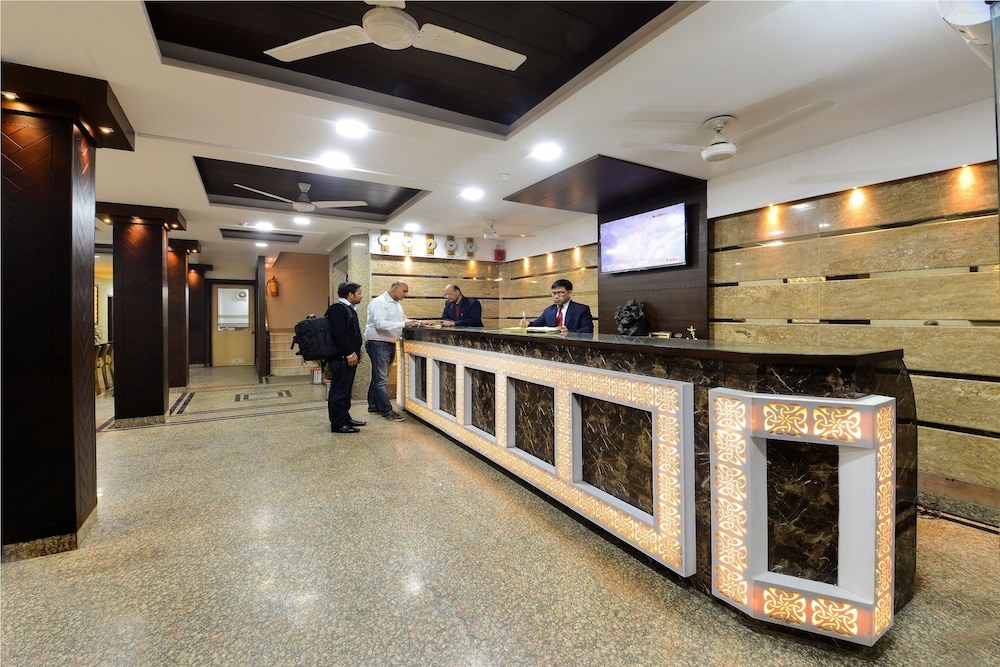 Hotel Ashish Palace photo 1