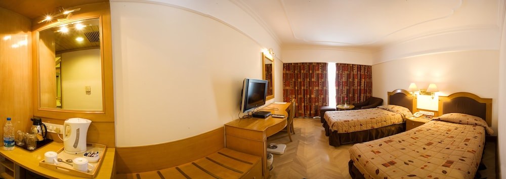 BENZZPARK HOTEL photo 1
