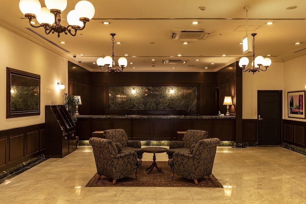 Plaza Hotel Premier