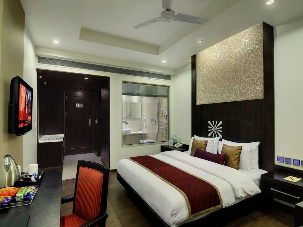 Hotel Godwin Delux photo 4