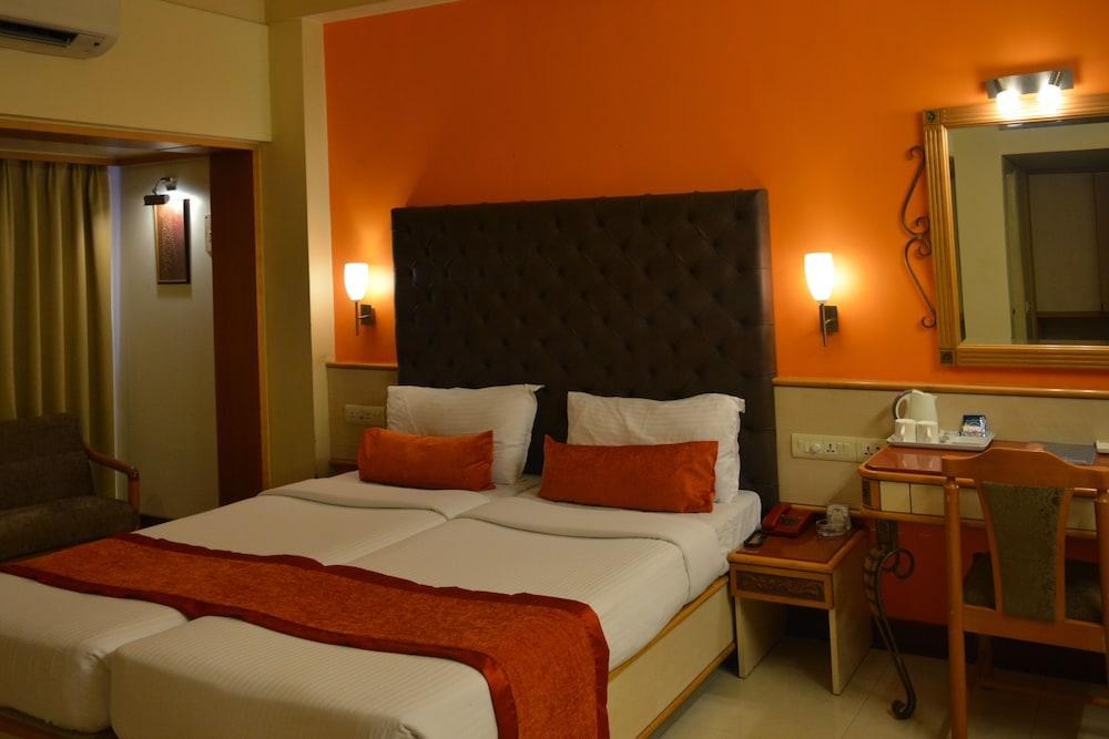 Hotel Shree Panchratna photo 2