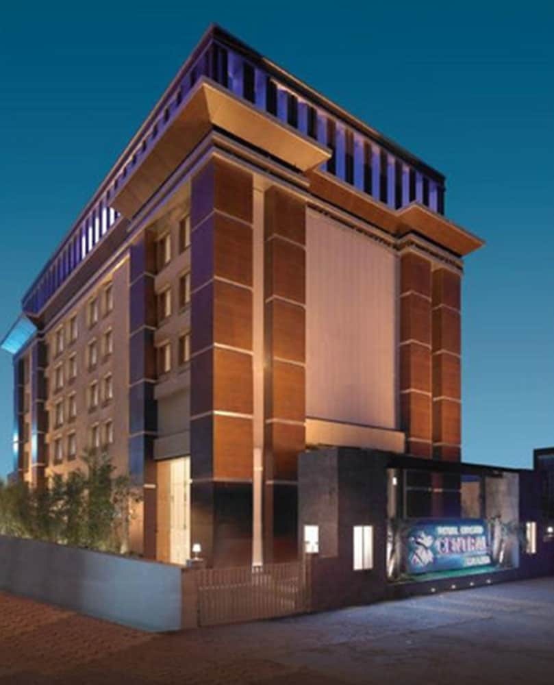 Lemon Tree Premier Navi Mumbai
